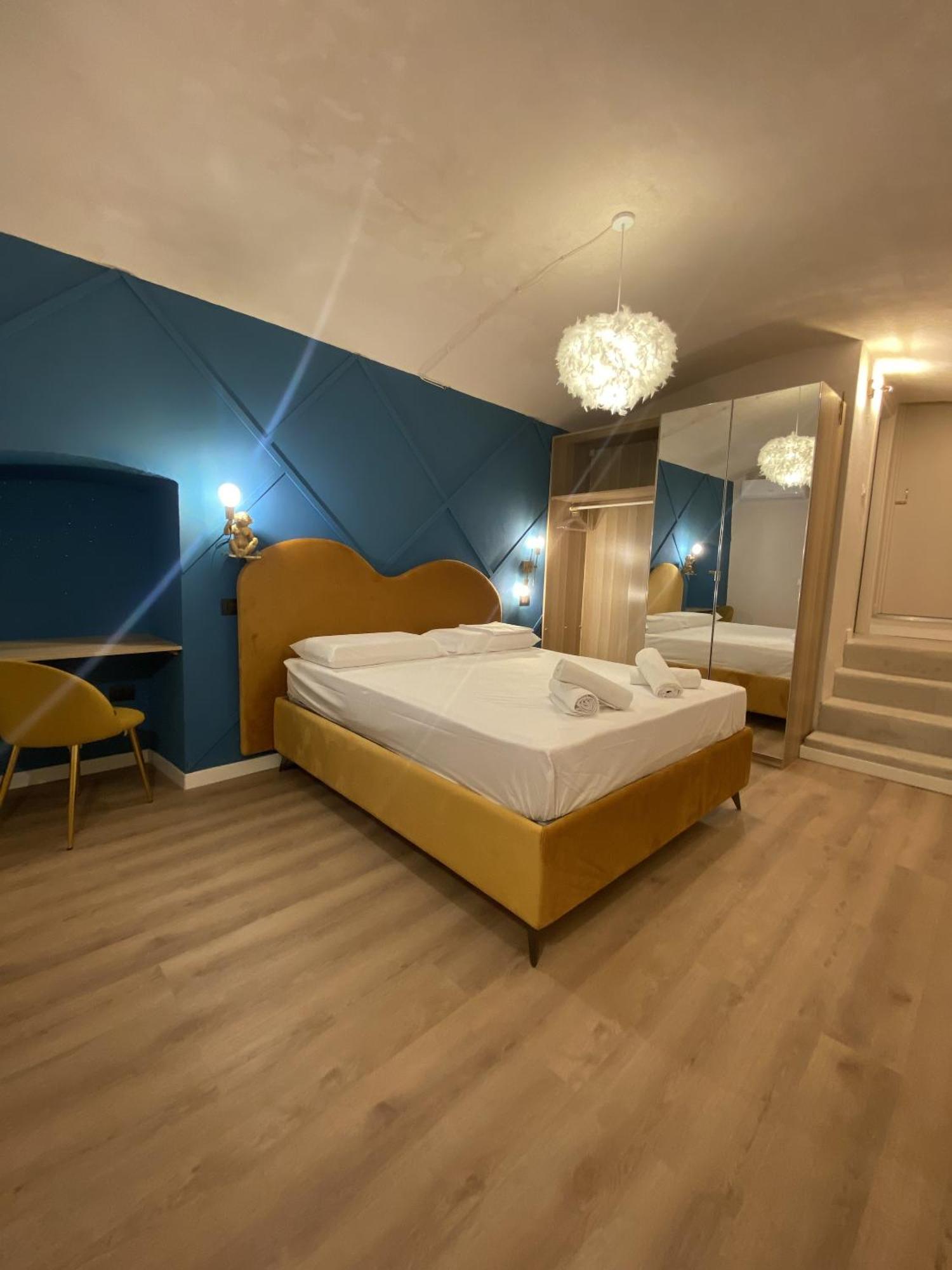 Quiet And Stylish - Center, Minutes To Station Apartamento